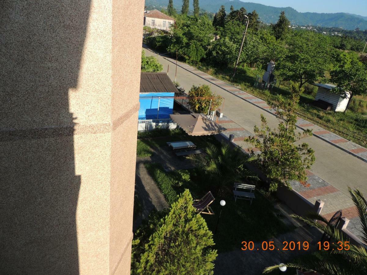 Nika Inn Кобулети Екстериор снимка